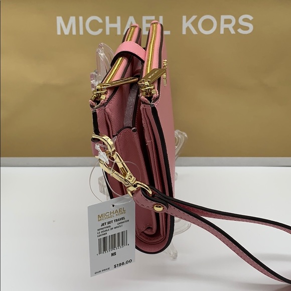 MICHAEL KORS LG DOUBLE ZIP WRISTLET CARNATION - Picture 4 of 16